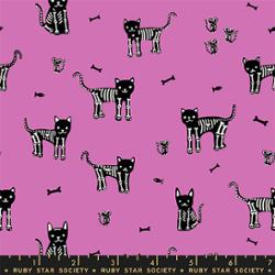 PREORDER RSS | Boo Valley -  My Pet Skeleton in Heliotrope | June 2027 | Half Yard