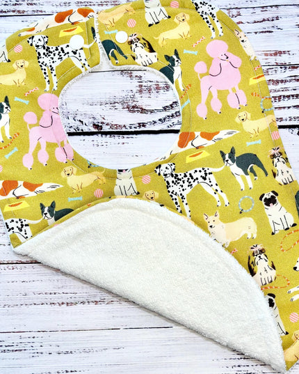 Baby Bib | Dog Bibs | Puppies | Dog Houses | Baby Boy Bibs | Spotted Dog | Neutral Nursery | Baby Gift