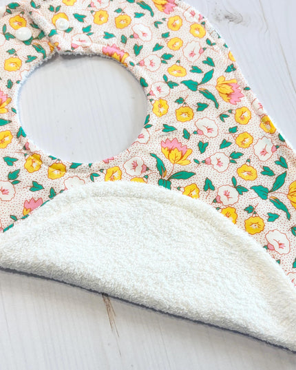 Baby Bibs - Baby Girl Bibs - Flower Bibs - Bibs - Strawberry Bib - gender reveal - Baby Shower Gift - Baby Christmas Gift - Baby Gift