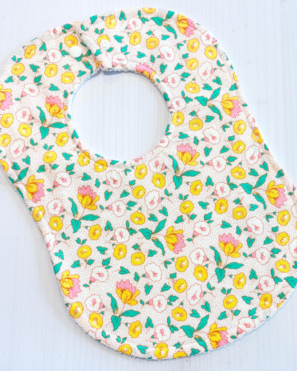 Baby Bibs - Baby Girl Bibs - Flower Bibs - Bibs - Strawberry Bib - gender reveal - Baby Shower Gift - Baby Christmas Gift - Baby Gift