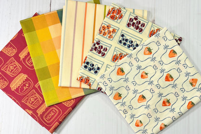 AGF Fat Quarter Set of 5 | Summer Homestead | Berry Blossom | Art Gallery Fabric | AGF Strawberries | Fat Quarter Bundle