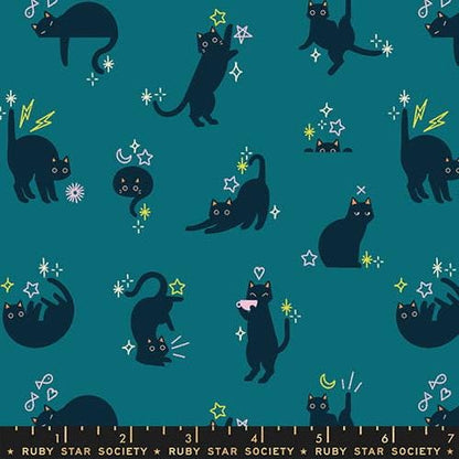 Ruby Star Society - Freaky Familiars Bundle - 9 FQ