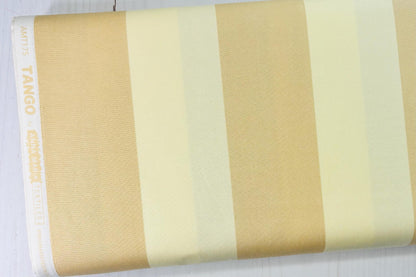 Anna Maria Bundle - Tango and Iconic - 8 Fat Quarters