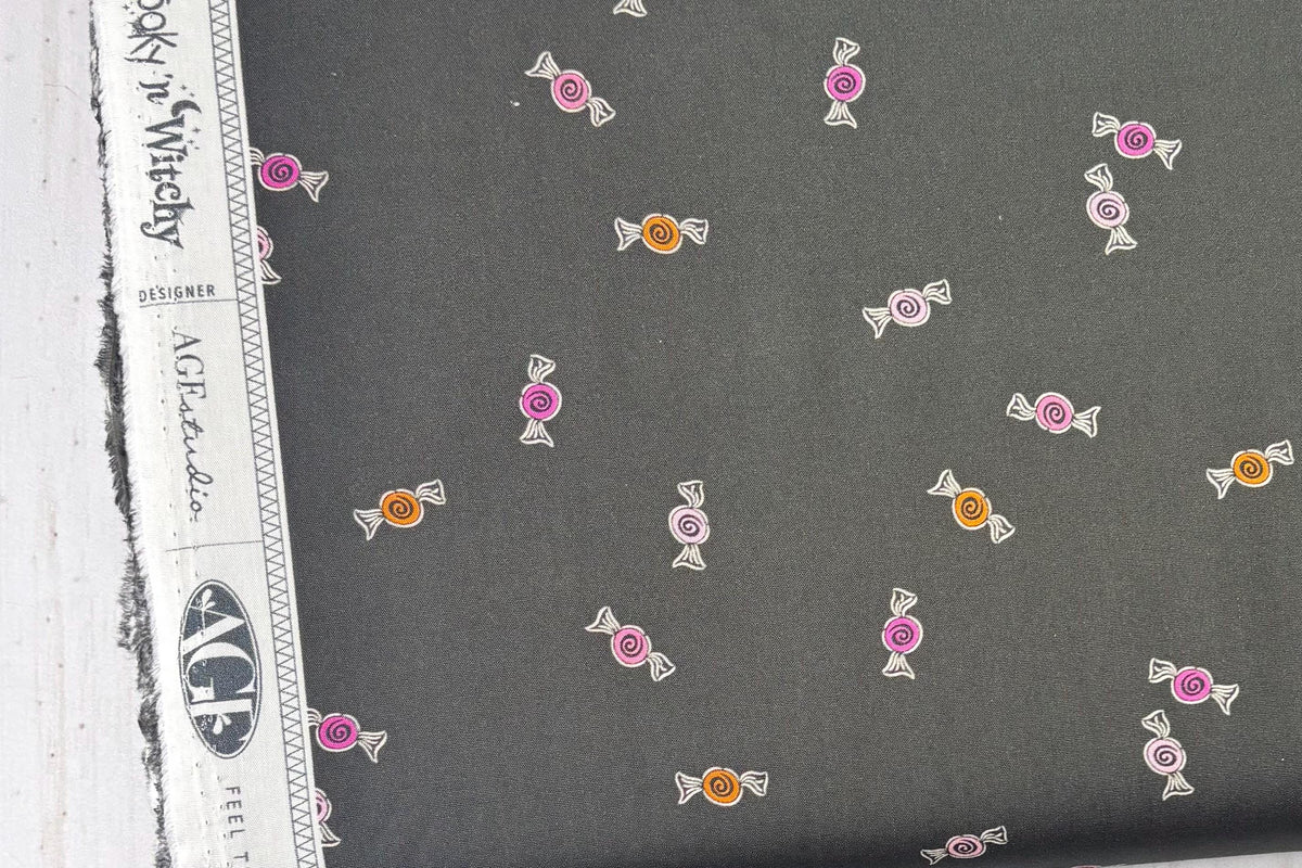 AGF Halloween - 6 Fat Quarter Bundle